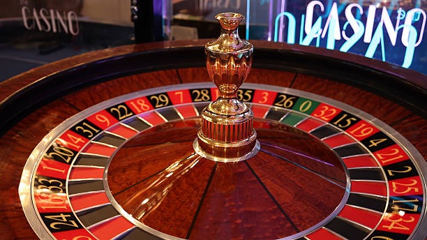 taypak hk Live Casino Tables at Your Fingertips
